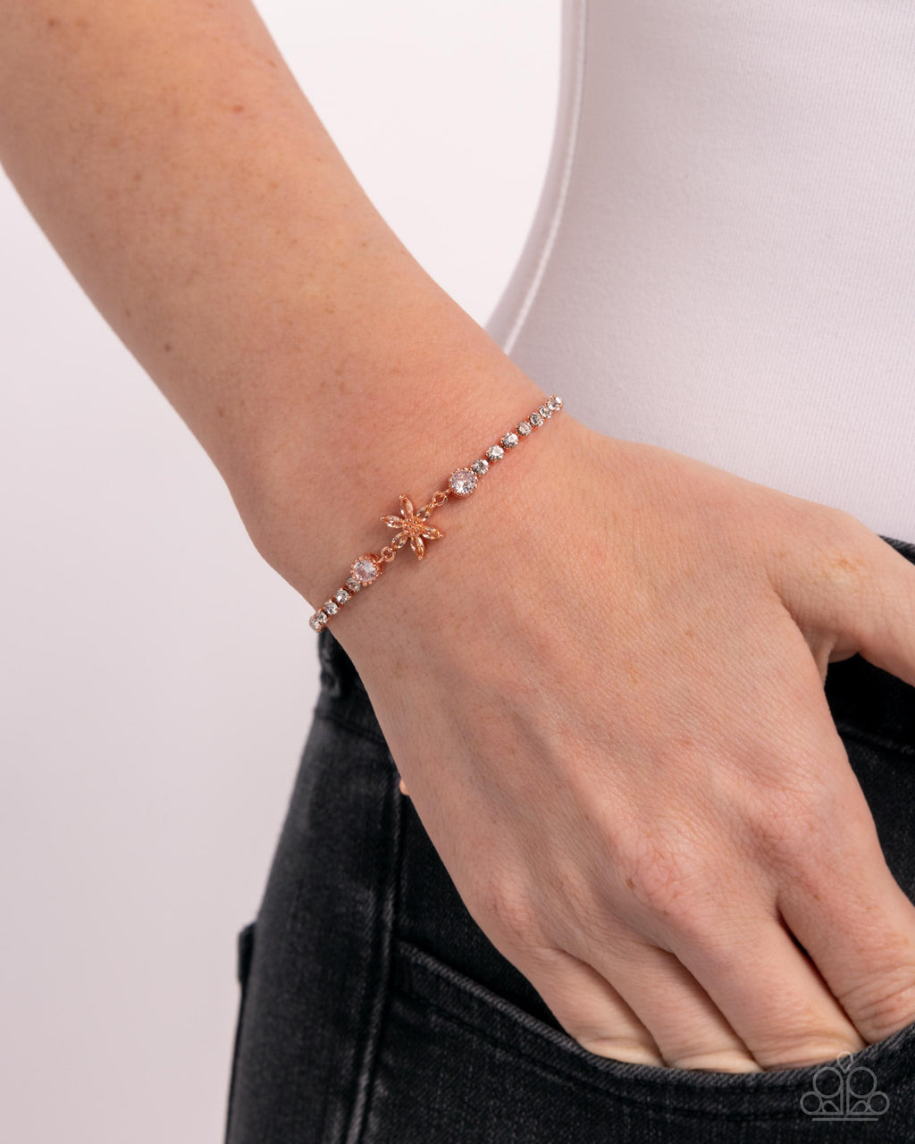dainty-delivery-copper-p9re-cpsh-135xx