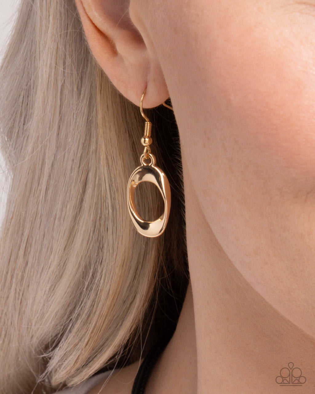 apprehensive-accent-gold-p2se-gdxx-153xx
