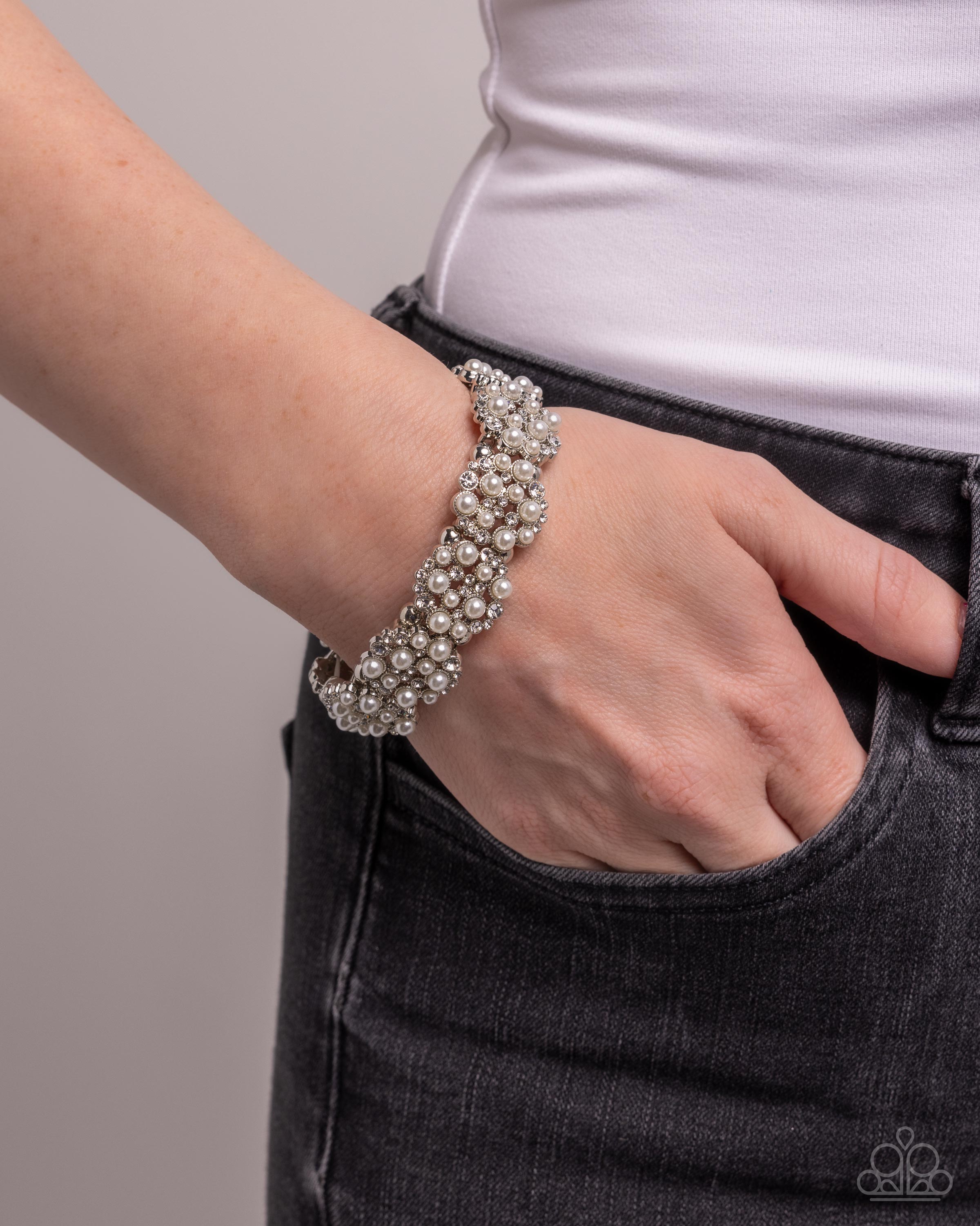 were-you-dazzled-white-p9re-wtxx-656xx