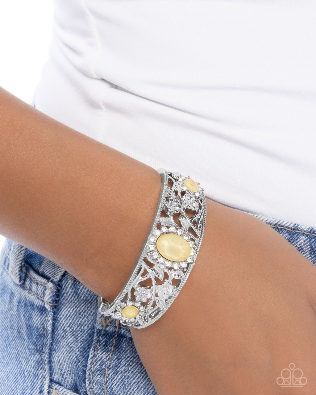 curious-chic-yellow-p9re-ywxx-040xx