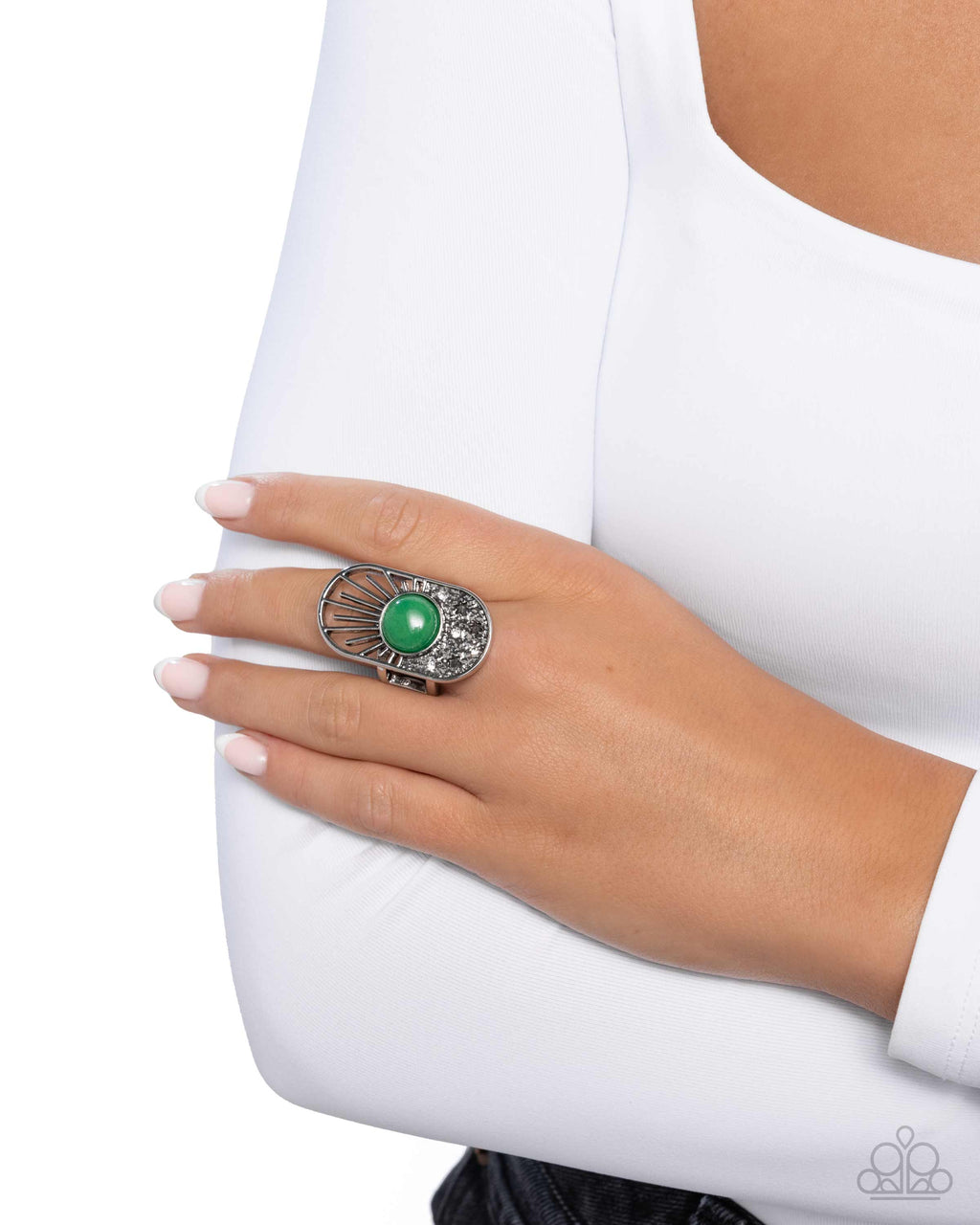 runway-reveal-green-p4st-grxx-029xx