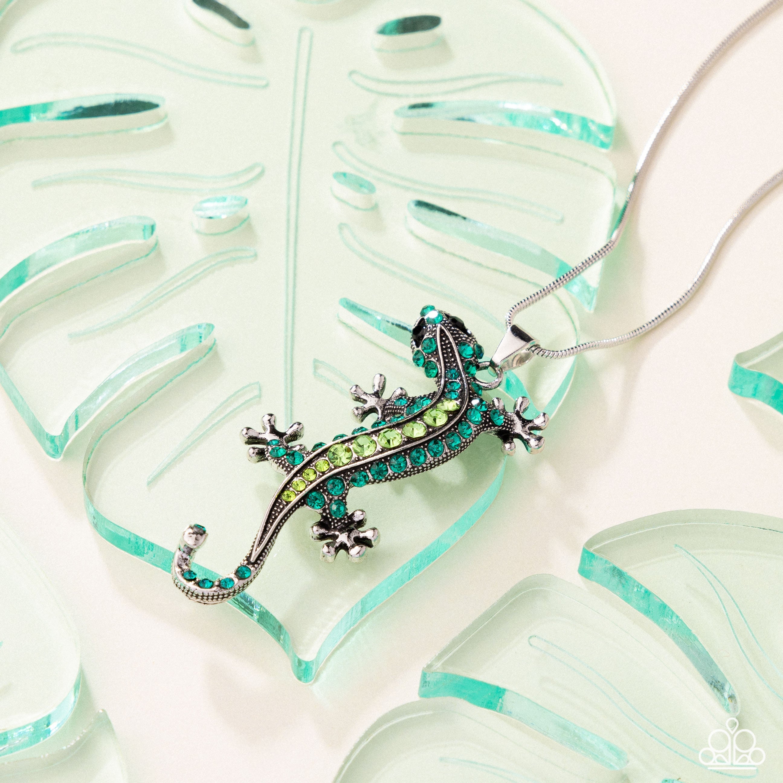 shimmery-salamander-green-p2se-grxx-303xx