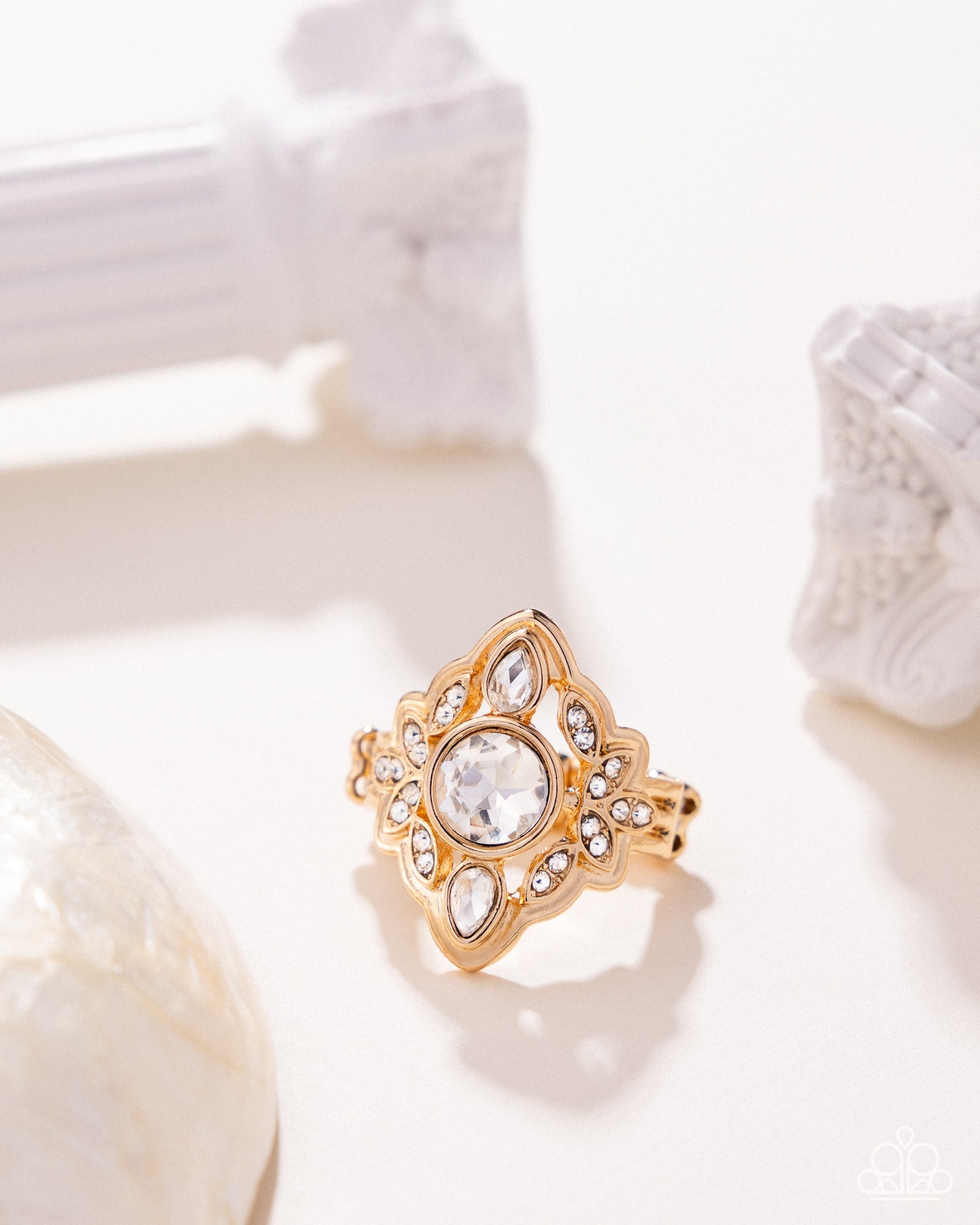 dazzling-dignity-gold-p4re-gdxx-307xx
