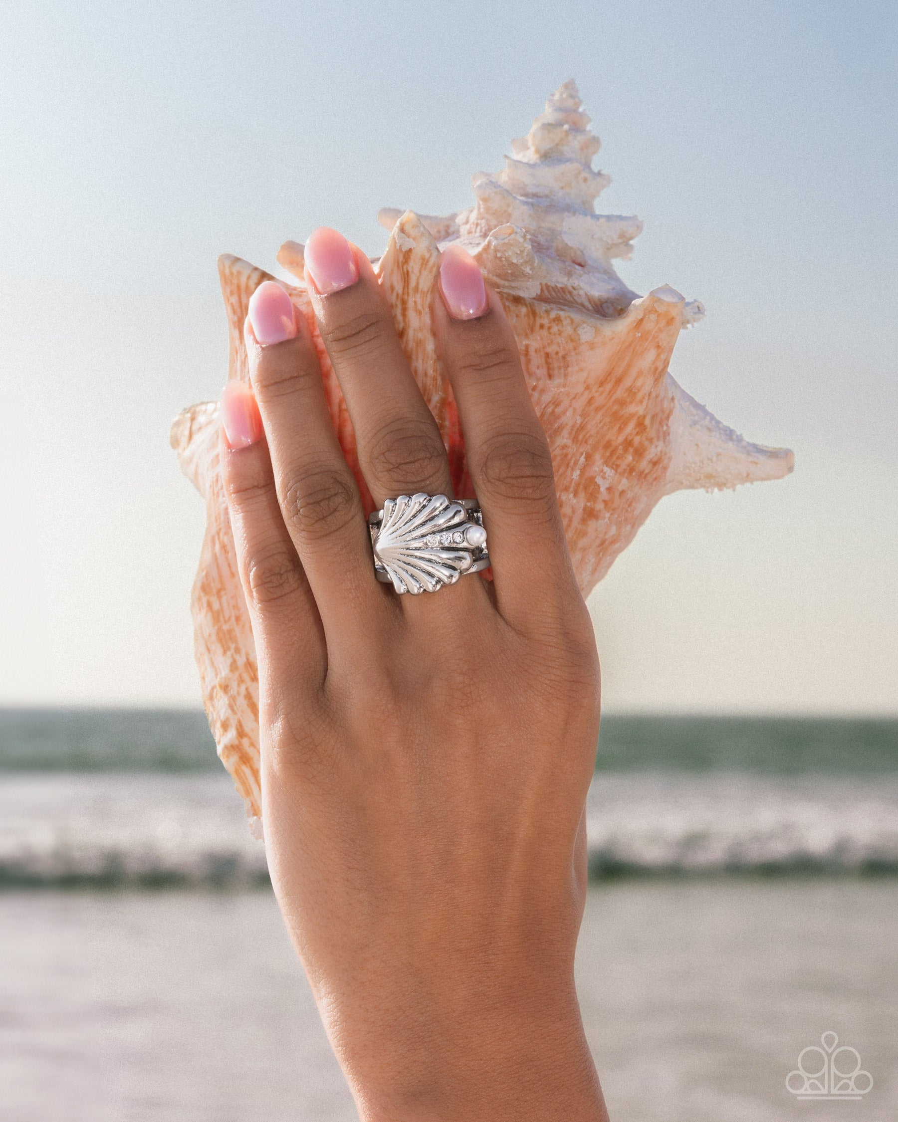 seashell-side-white-p4re-wtxx-568xx