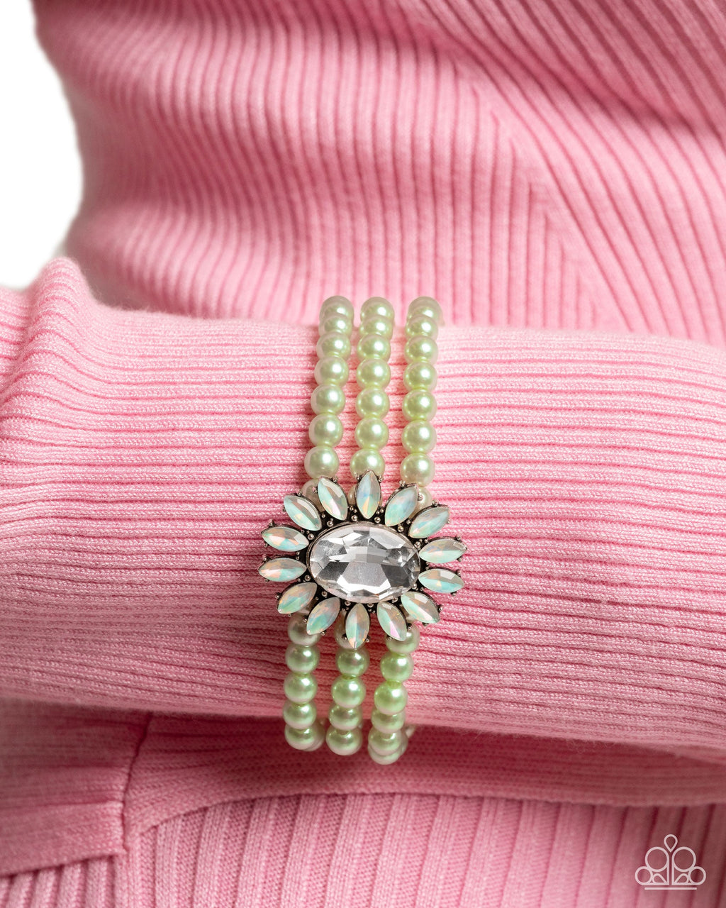 conscious-chic-complete-look-bb-gr-js