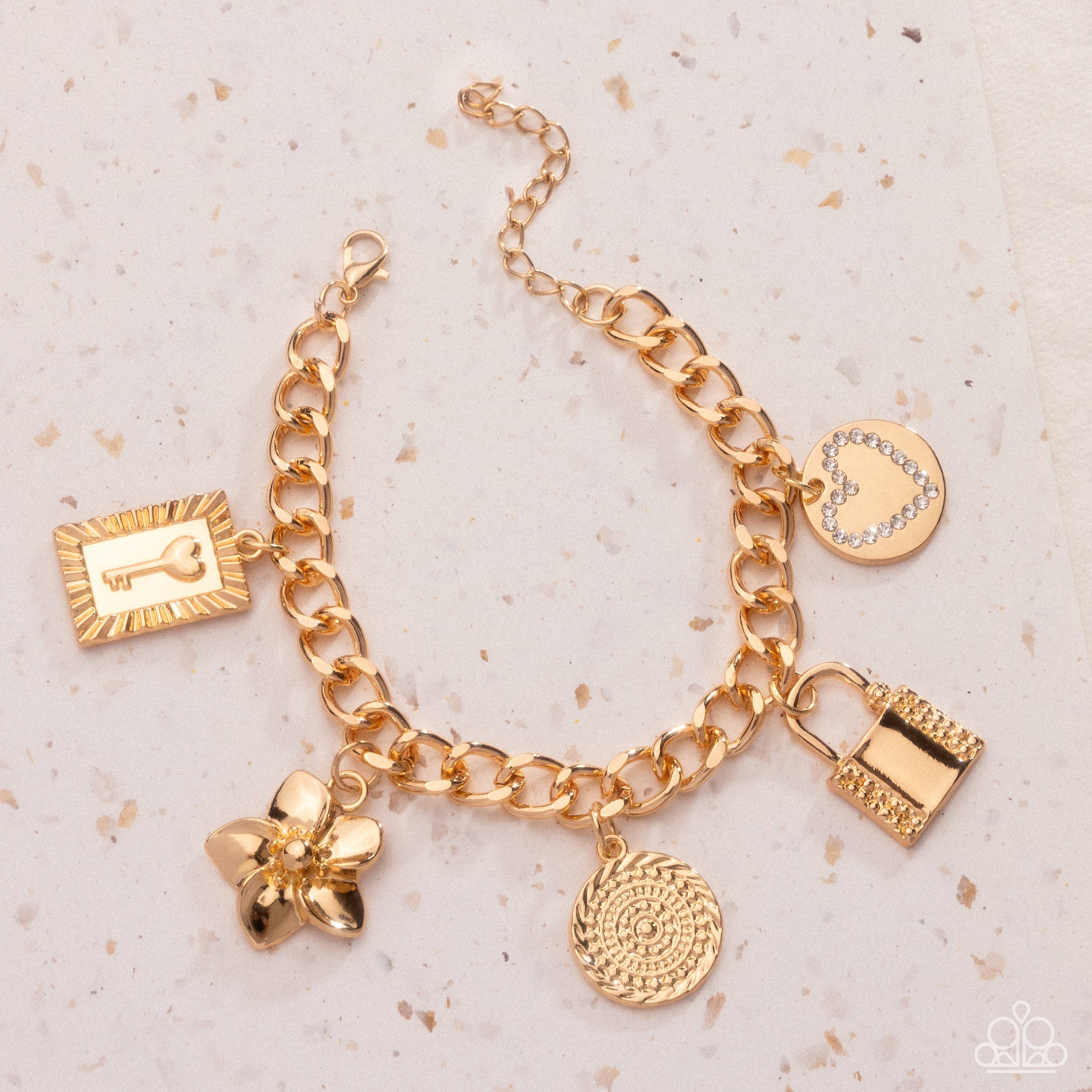 monochromatic-mayhem-gold-p9wh-gdxx-137xx