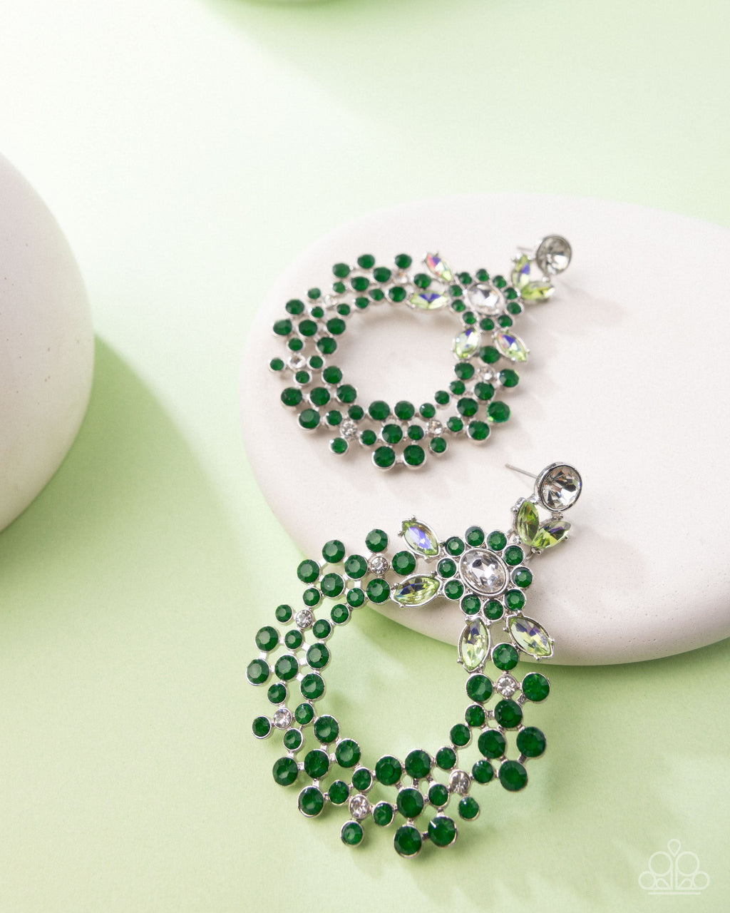 opalescent-opulence-green-p5po-grxx-073xx