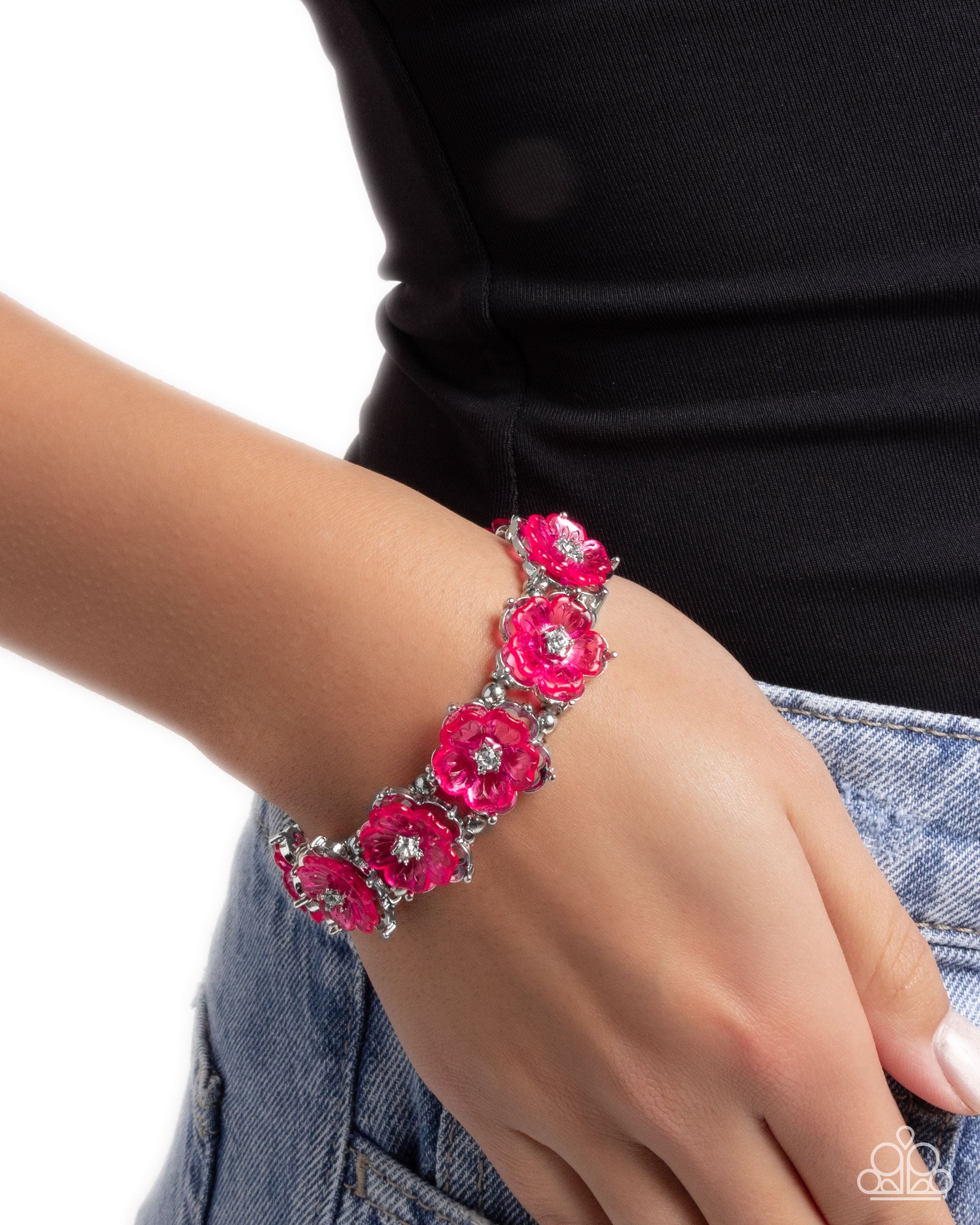 floral-facility-pink-p9wh-pkxx-343xx