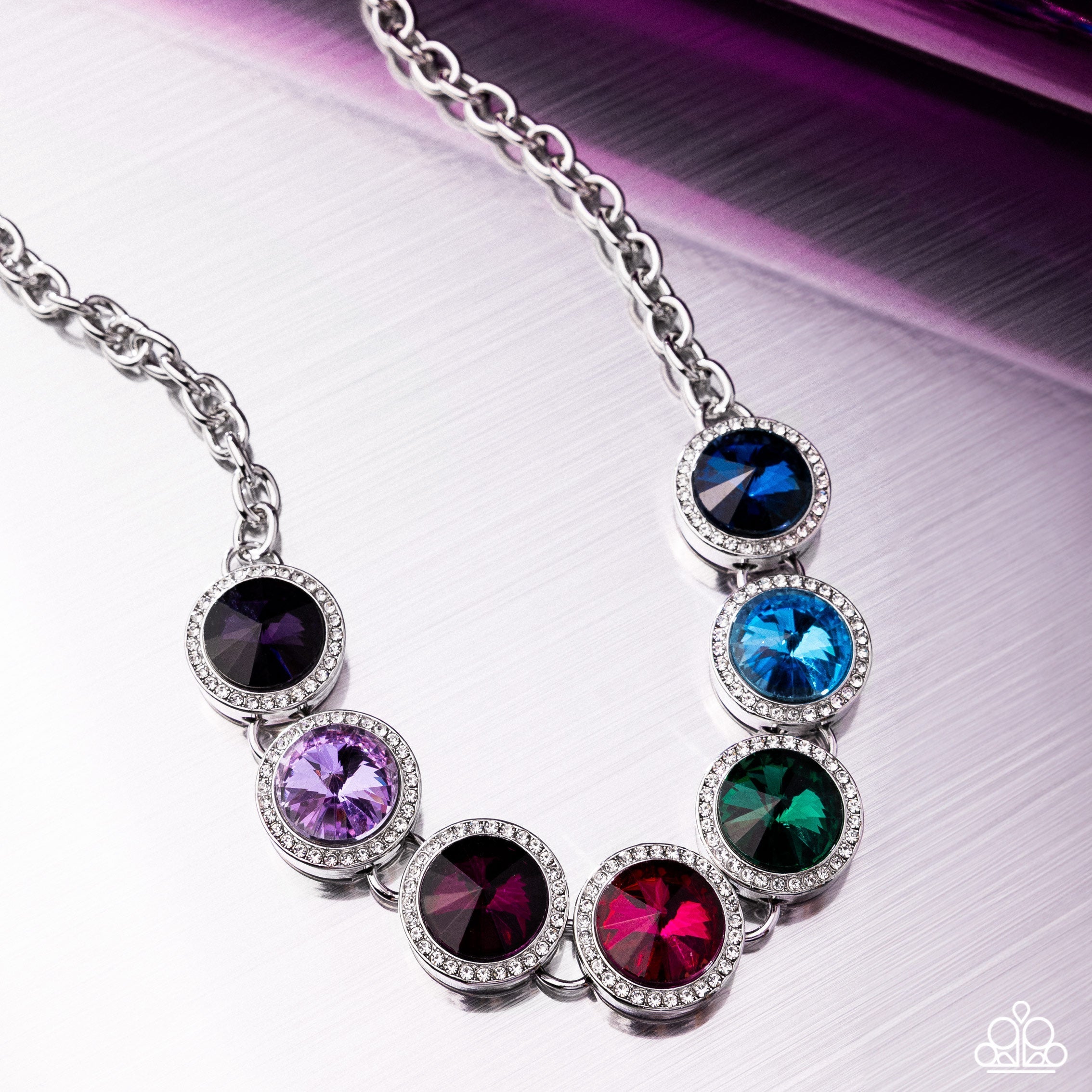 royal-palette-multi-july-2024-life-of-the-party-exclusive-p2ch-mtxx-057xx