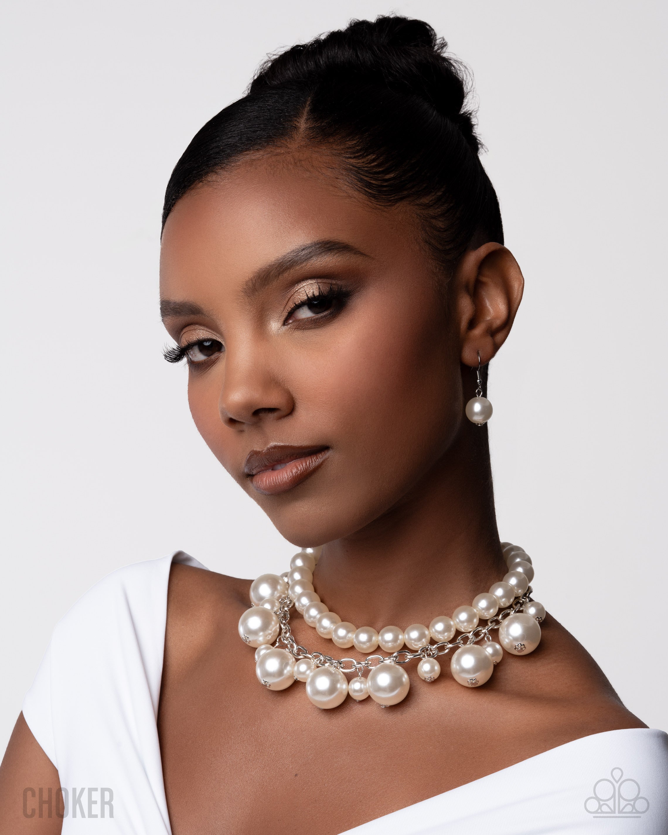 sophisticated-to-the-max-white-p2ch-wtxx-091xx