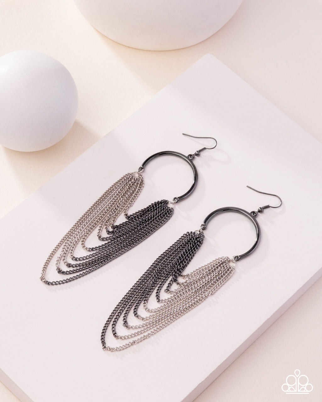focused-fringe-black-p5in-bkxx-066xx