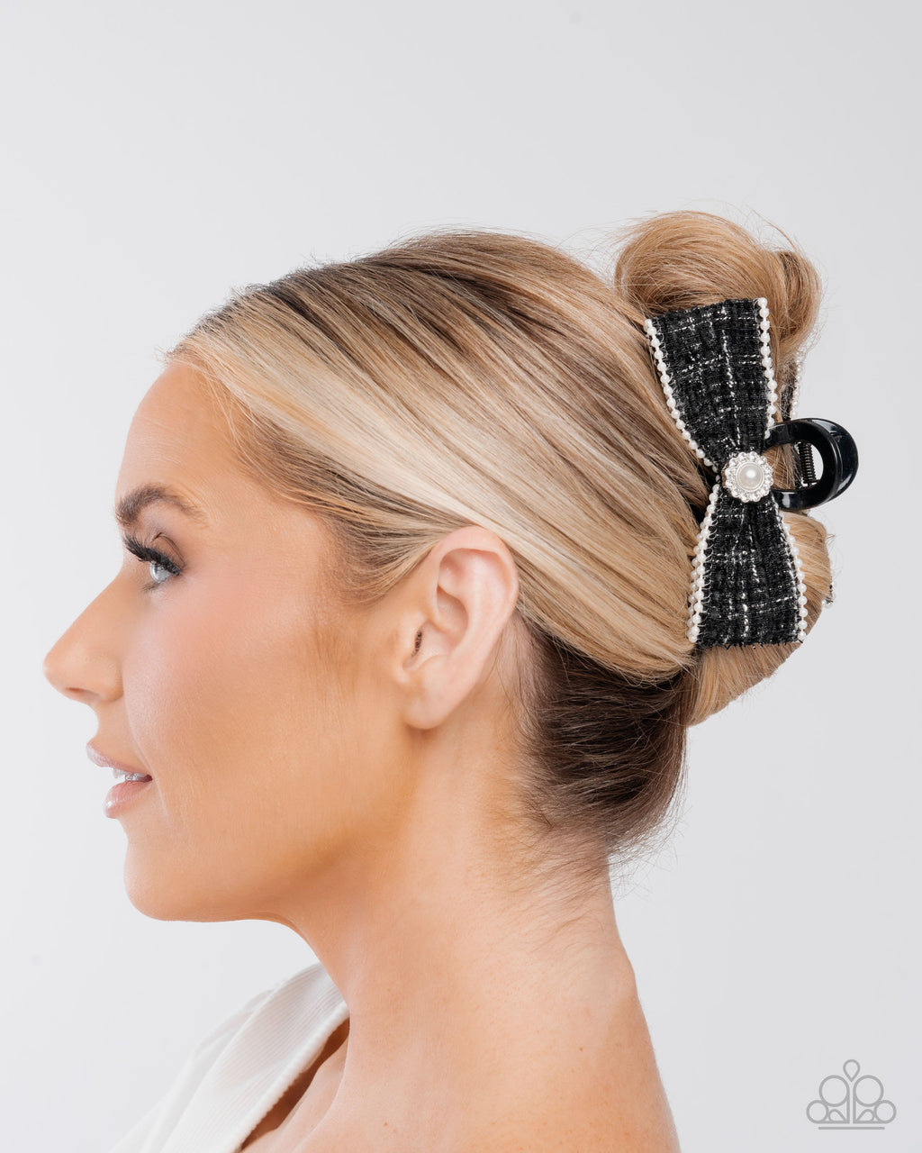 let-me-bow-black-p7cc-bkxx-031xx