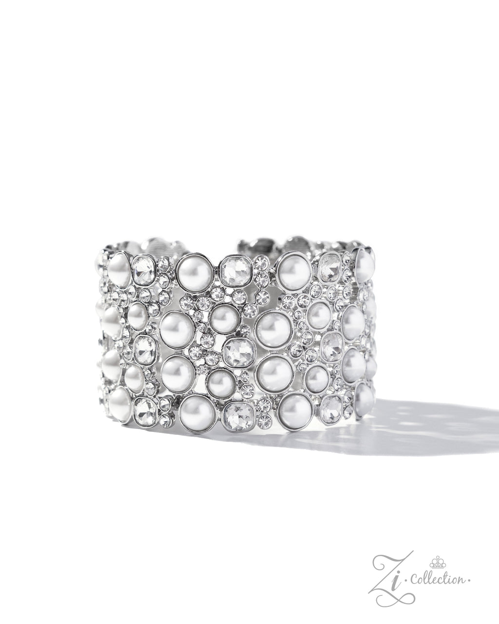 comfortable-chic-white-z2522