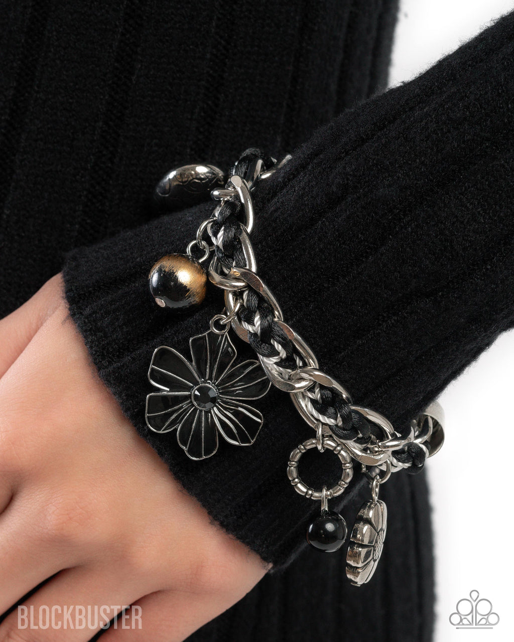 equally-enchanted-black-p9st-bkxx-039xx