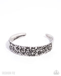 abundantly-antiqued-silver-p9wh-svxx-279lp