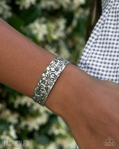 abundantly-antiqued-silver-p9wh-svxx-279lp