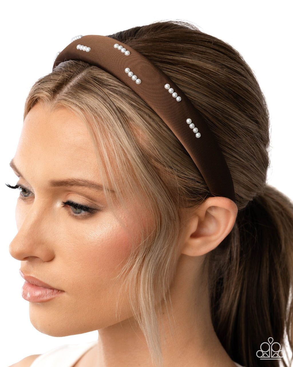 theater-kid-brown-p6ca-bnxx-055xx
