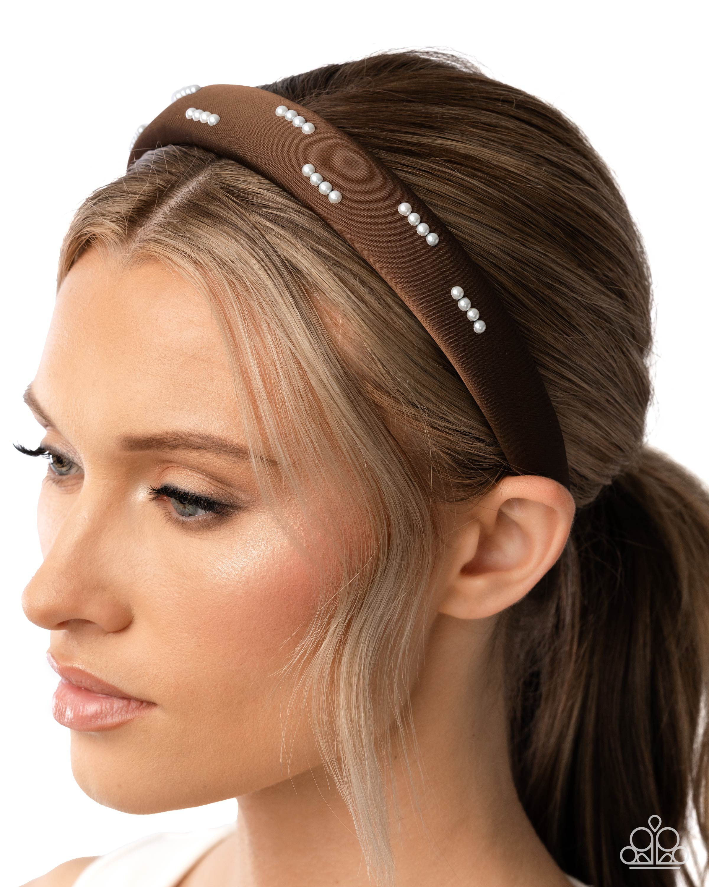 theater-kid-brown-p6ca-bnxx-055xx
