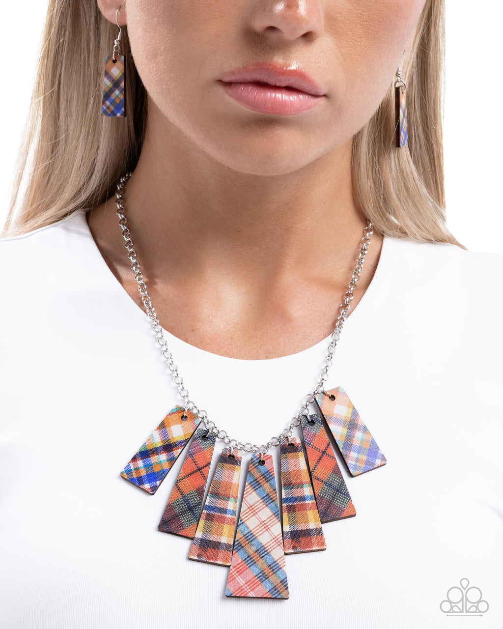 pleasing-plaid-red-p2se-rdxx-392xx