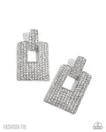 sophisticated-stage-white-p5po-wtxx-526lt