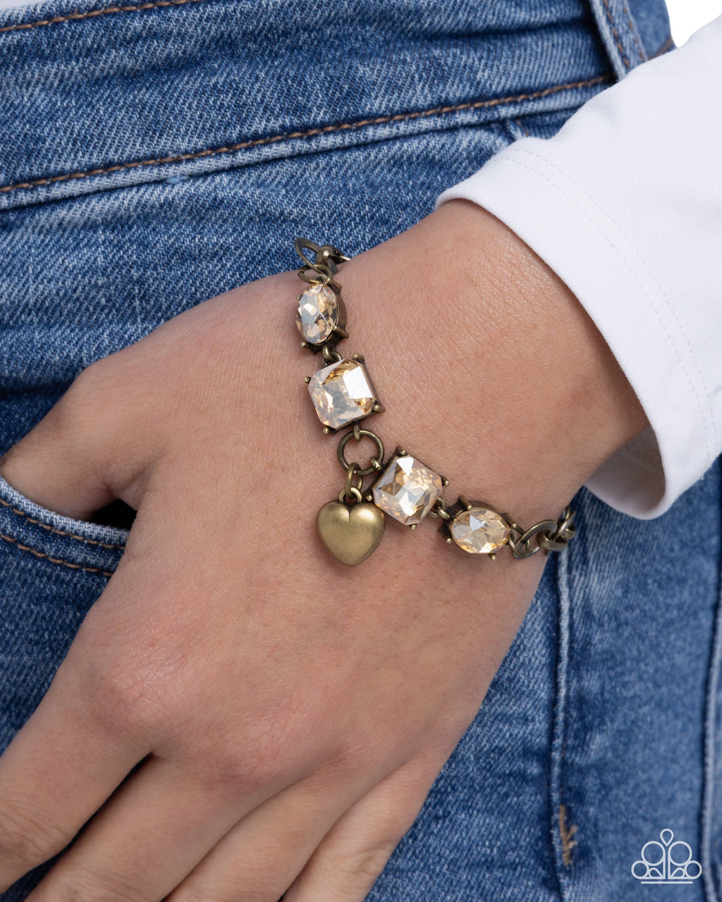 romantic-rescue-brass-p9re-brxx-139xx